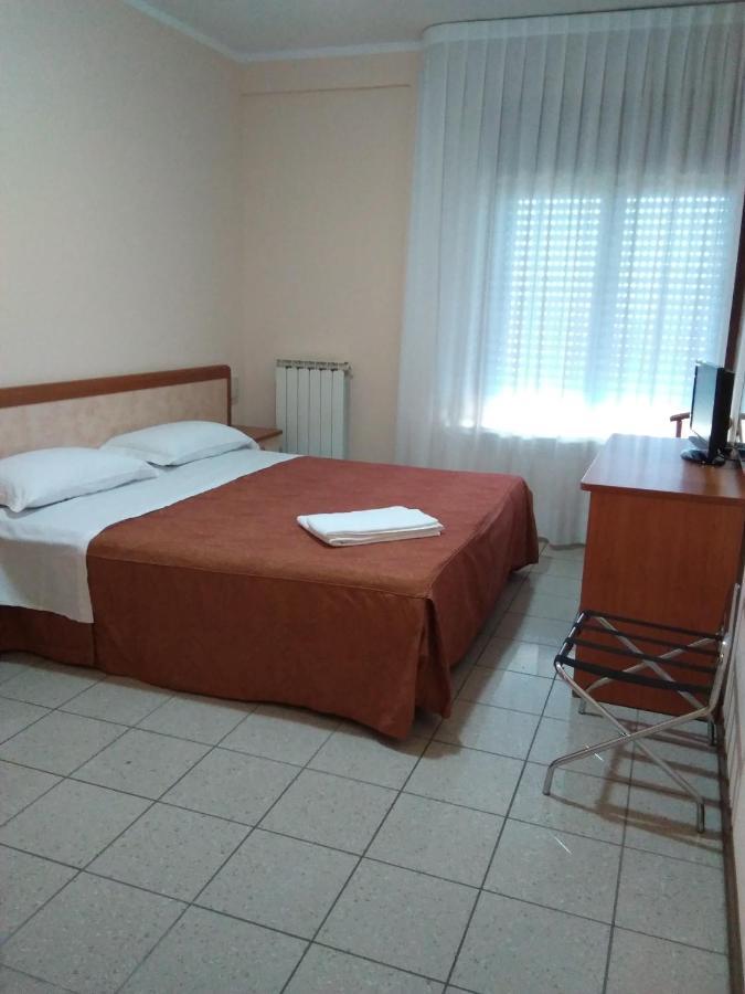 Rose&crown Hotel 3*